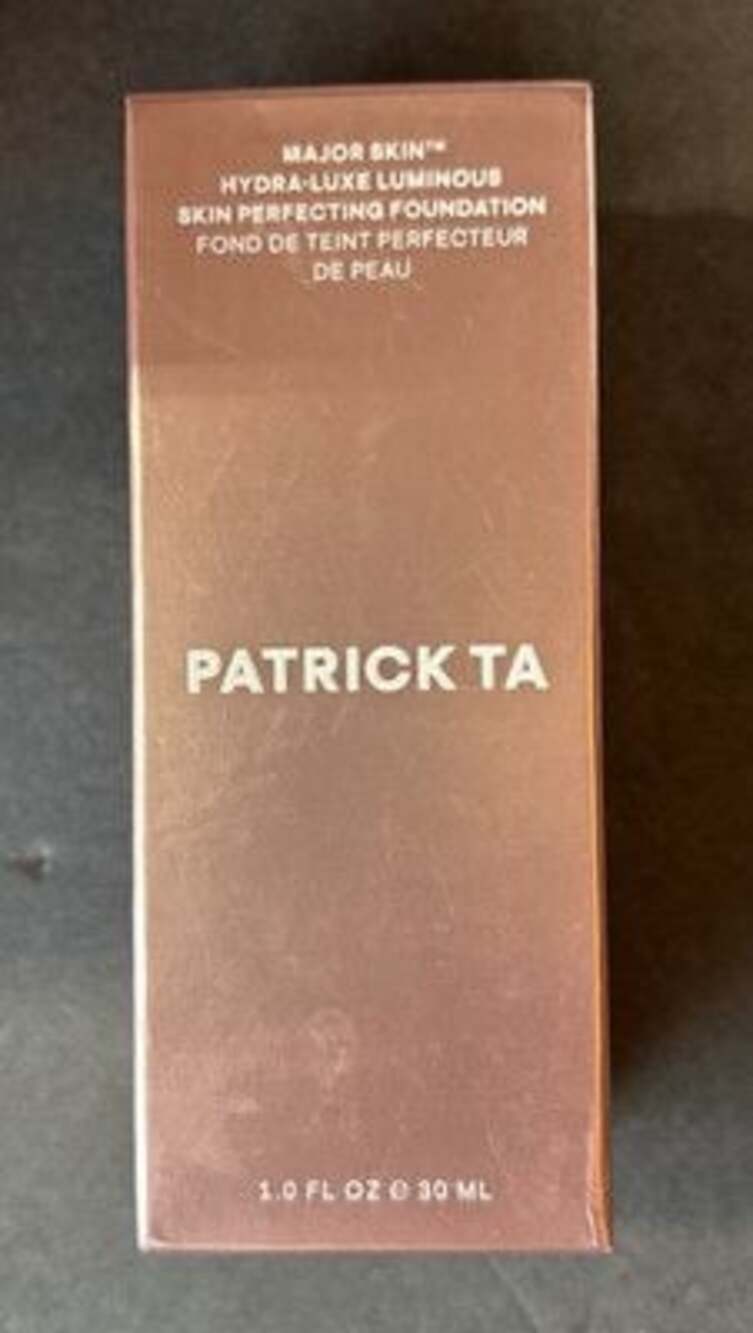 Patrick Ta Golden 11 Major Skin Hydra-Luxe Luminous Skin Perfecting Foundation